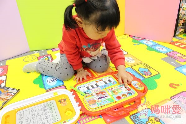 【預購團】麵包超人玩具團》音樂+畫板豪華組 / 冰淇淋甜點店 / 磁性畫板 / 彩色筆圖畫本 