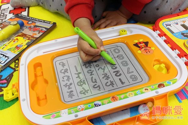 【預購團】麵包超人玩具團》音樂+畫板豪華組 / 冰淇淋甜點店 / 磁性畫板 / 彩色筆圖畫本 