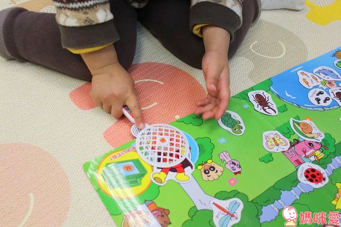 【預購團】麵包超人玩具團》兒童相機 / 捕蟲磁鐵書 / 貼紙書 / 玩具收納箱 /超大彈力球