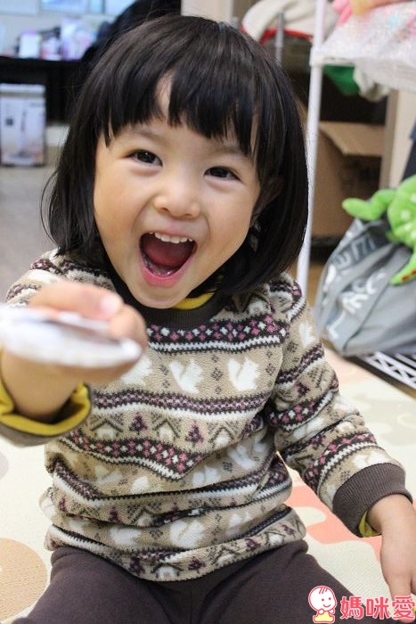 【預購團】麵包超人玩具團》兒童相機 / 捕蟲磁鐵書 / 貼紙書 / 玩具收納箱 /超大彈力球