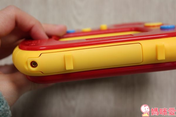 【預購團】麵包超人玩具團》兒童相機 / 捕蟲磁鐵書 / 貼紙書 / 玩具收納箱 /超大彈力球