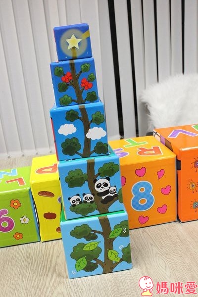 【預購團】麵包超人玩具團》兒童相機 / 捕蟲磁鐵書 / 貼紙書 / 玩具收納箱 /超大彈力球