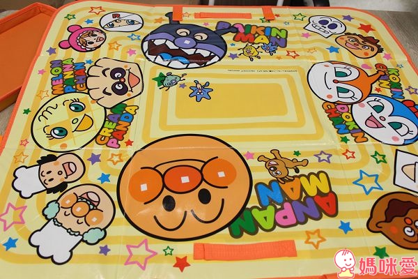 【預購團】麵包超人玩具團》兒童相機 / 捕蟲磁鐵書 / 貼紙書 / 玩具收納箱 /超大彈力球