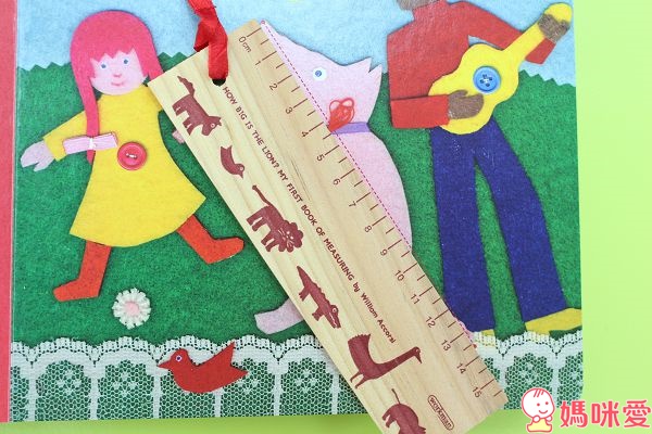 《邊玩邊學英語》寶寶英文童書 / 英文遊戲書 / 數數書 / 測量書 / 比大小