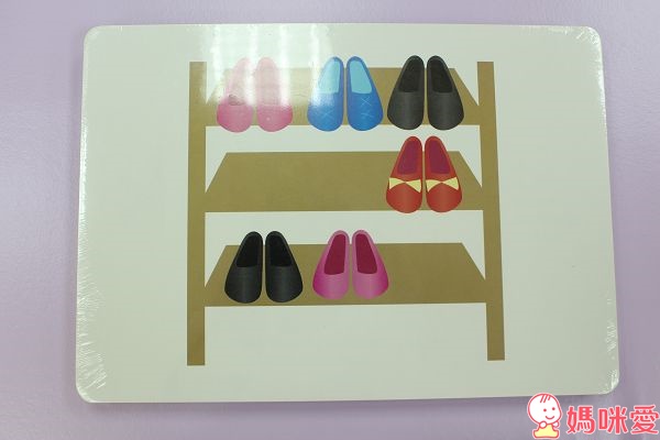 《邊玩邊學英語》寶寶英文童書 / 英文遊戲書 / 數數書 / 測量書 / 比大小