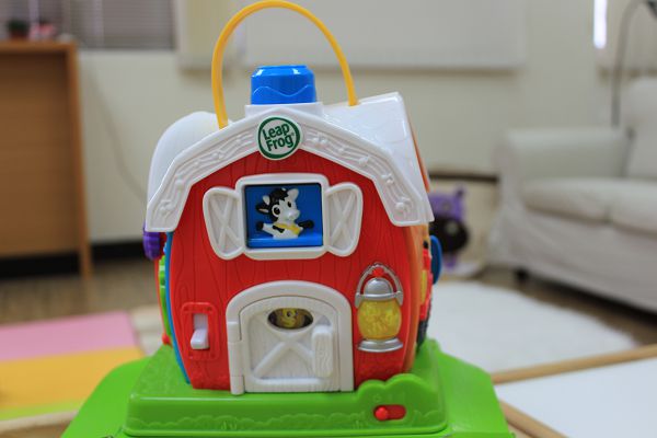 《美國Leap Frog》互動玩具 閱讀小狗 / 創意小相機 / 歡樂學習農場 / 扮家家酒組