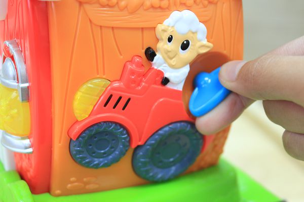 《美國Leap Frog》互動玩具 閱讀小狗 / 創意小相機 / 歡樂學習農場 / 扮家家酒組