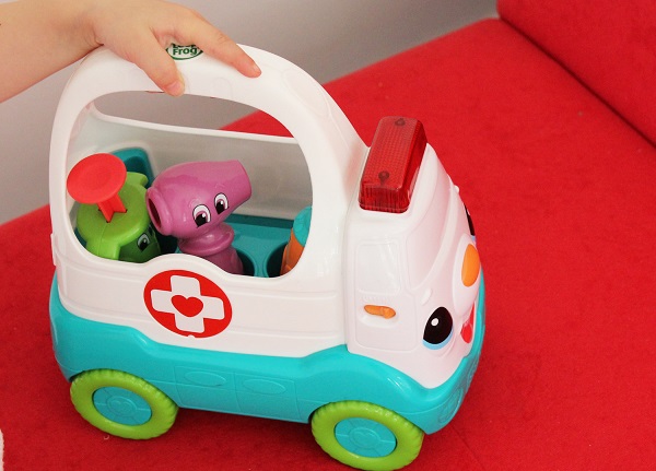 《美國Leap Frog》互動玩具 閱讀小狗 / 創意小相機 / 歡樂學習農場 / 扮家家酒組