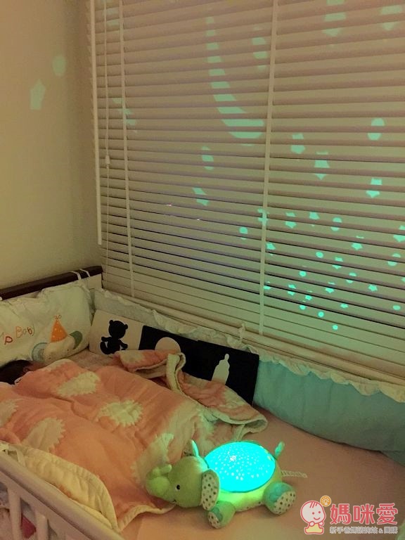 Summer Infant,寶貝舒眠星光投射機,費雪小海馬,長頸鹿,莫札特音樂方塊