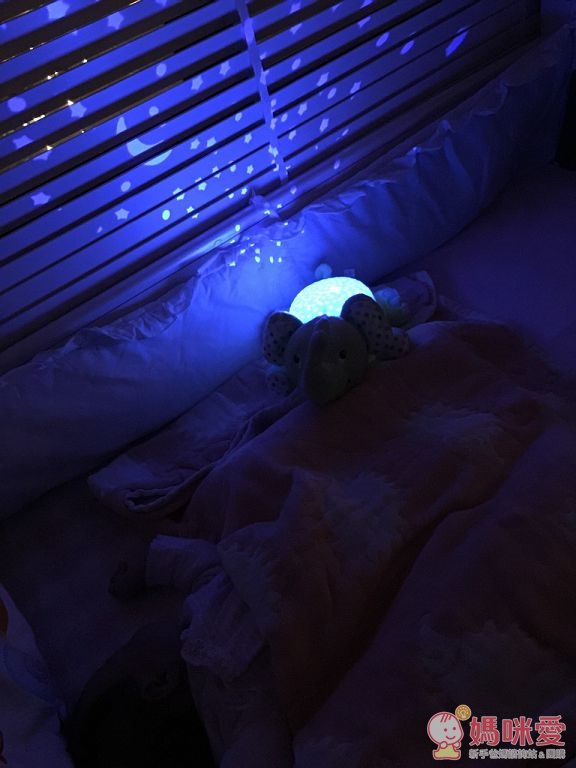 Summer Infant,寶貝舒眠星光投射機,費雪小海馬,長頸鹿,莫札特音樂方塊