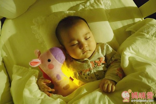 Summer Infant,寶貝舒眠星光投射機,費雪小海馬,長頸鹿,莫札特音樂方塊