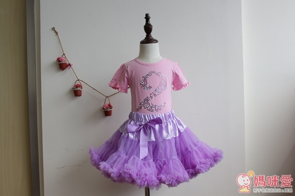 【美國 Rufflebutts】長袖兔裝、包屁衣 / 生日套裝、滿月禮盒