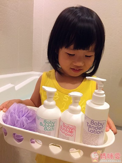 AcomoBaby沐浴, 洗髮, 洗手, 三重防護乳