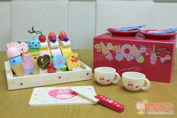 【日本Mother Garden】質感木頭玩具  / 布玩具 / 手提有聲廚房扮家家酒