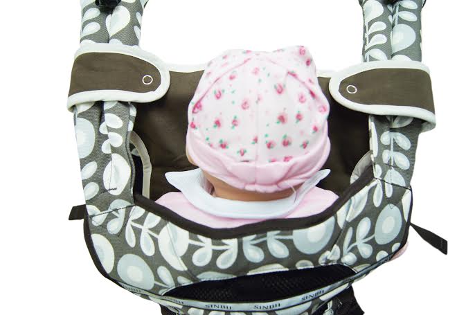 太神奇！韓國時尚款《 Sinbii坐墊式背巾 》多重置物空間 外出收納方便 