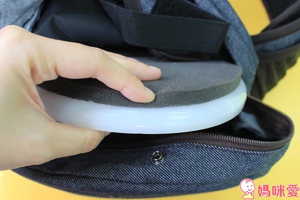 太神奇！韓國時尚款《 Sinbii坐墊式背巾 》多重置物空間 外出收納方便 