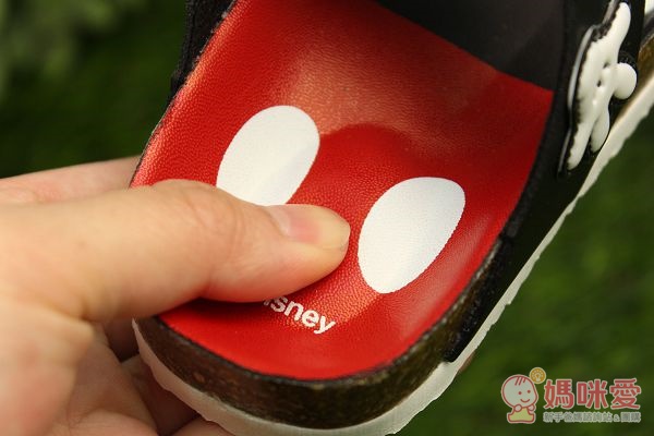 【​現貨】布布童鞋 ♪  真皮涼鞋 / 迪士尼涼鞋 / 電燈涼鞋 ✧ 不悶熱更耐穿