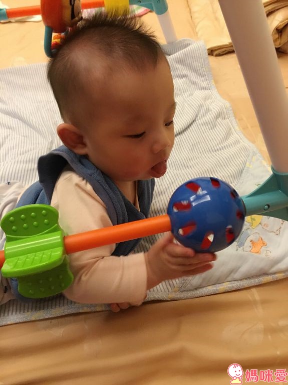 超人氣款 《小月齡迪士尼玩具》 健身器 / 音樂鈴 / 踢踢琴 / 學習車