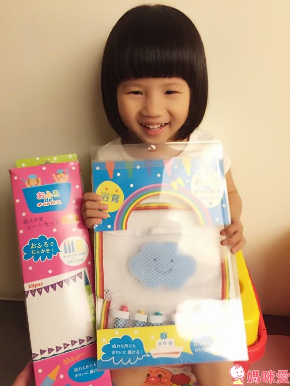 【預購團】打造浴室小樂園《日本創意洗澡玩具》Kitpas水性畫筆 / 麵包超人玩翻天花灑