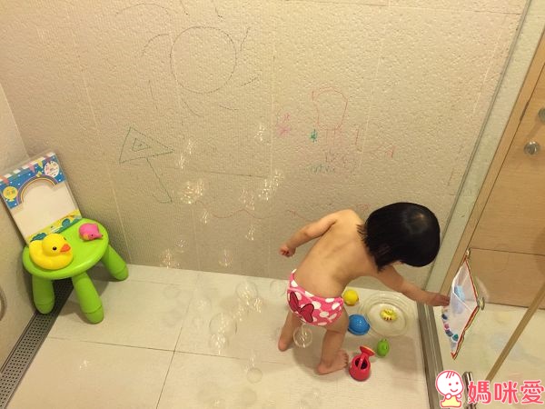 【預購團】打造浴室小樂園《日本創意洗澡玩具》Kitpas水性畫筆 / 麵包超人玩翻天花灑