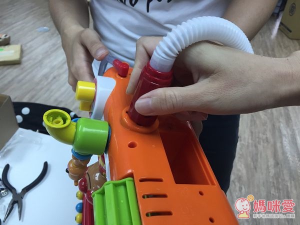 【預購團】打造浴室小樂園《日本創意洗澡玩具》Kitpas水性畫筆 / 麵包超人玩翻天花灑