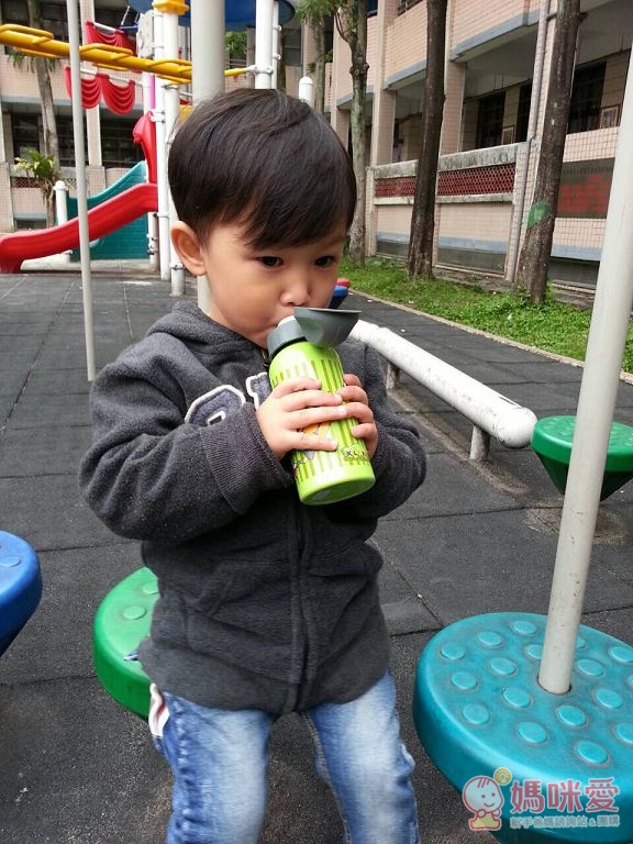 寶貝外出好夥伴》Sigikid德國兒童水壺、兒童手提袋