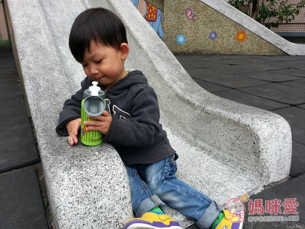 寶貝外出好夥伴》Sigikid德國兒童水壺、兒童手提袋