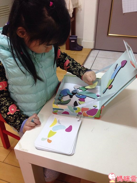 走到哪玩到哪《澳洲Tiger Tribe》外出玩具組：帶出趣木頭玩具 / 工程車系列 / 磁鐵盒