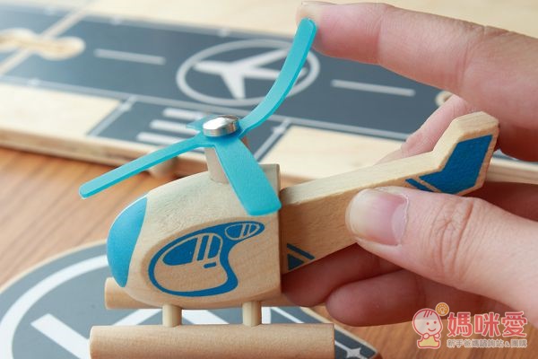 走到哪玩到哪《澳洲Tiger Tribe》外出玩具組：帶出趣木頭玩具 / 工程車系列 / 磁鐵盒