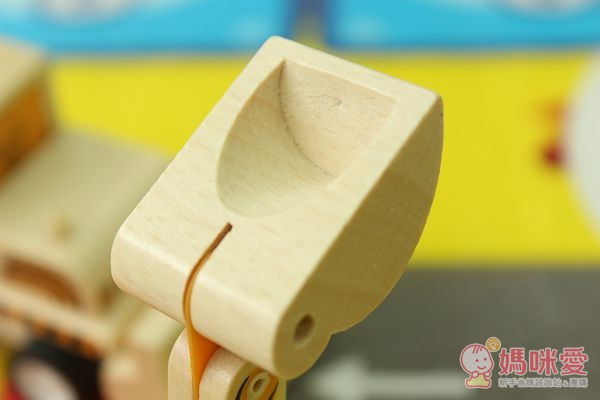 走到哪玩到哪《澳洲Tiger Tribe》外出玩具組：帶出趣木頭玩具 / 工程車系列 / 磁鐵盒