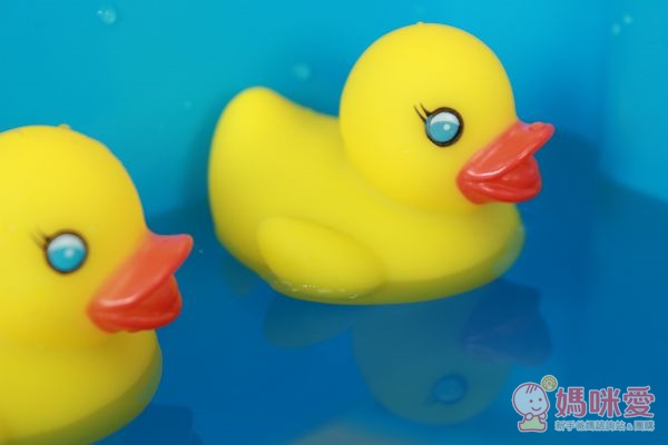 訓練視覺跟蹤能力，對於視覺發展是很好的幫助唷！