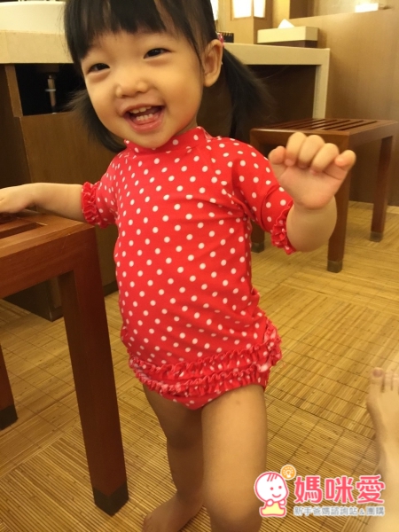 美國 RuffleButts 防曬泳衣/防曬帽