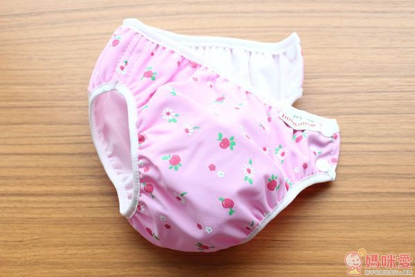 瑞典ImseVimse 游泳尿褲 , 游泳尿布, 泳衣