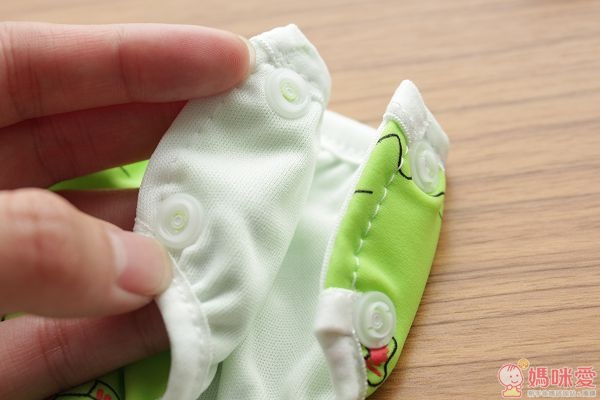 瑞典ImseVimse 游泳尿褲 , 游泳尿布, 泳衣