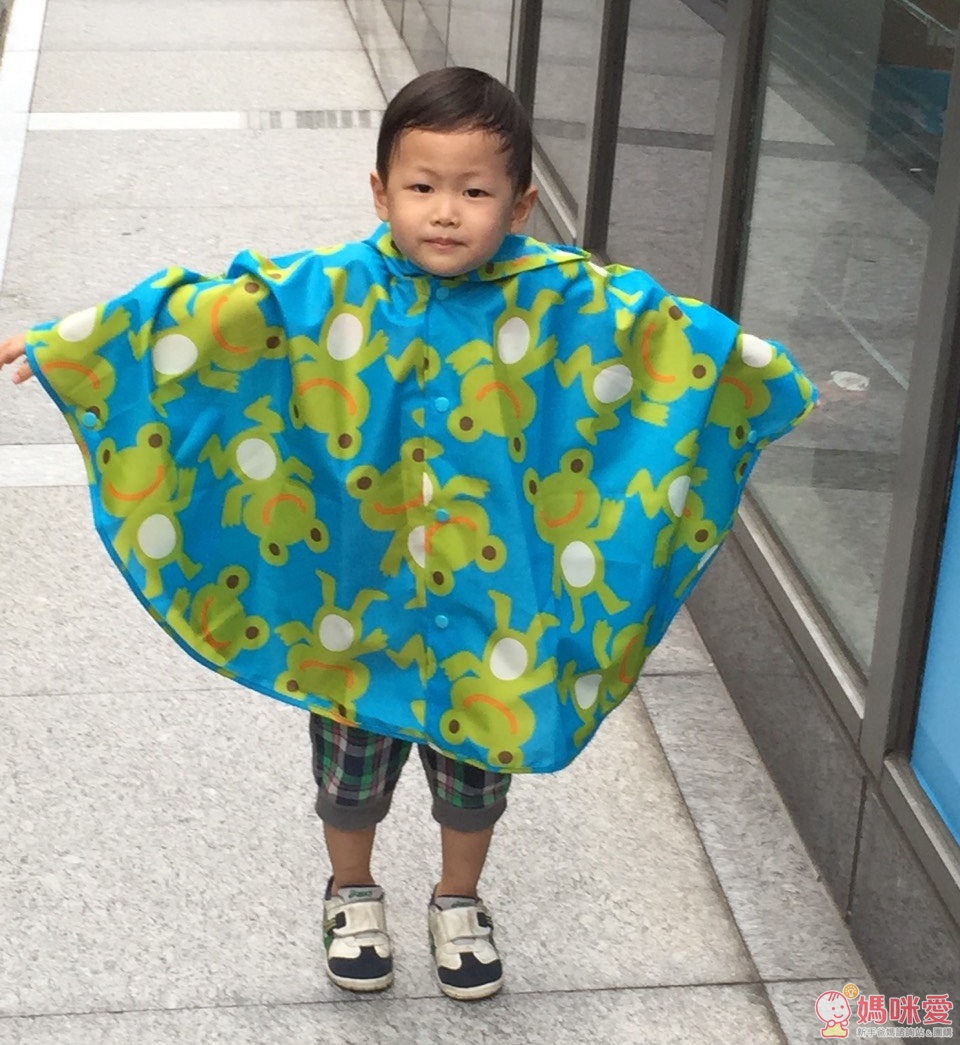 【預購團】下雨也要FUN心玩 ❤日本雨具 新色登場》 雨衣 / 小雨傘 / 雨鞋 / 擋雨外套