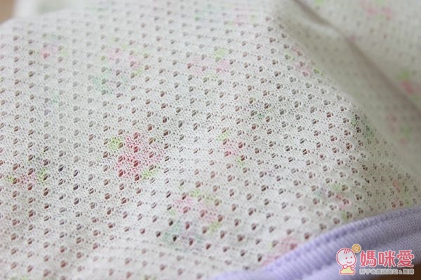 短袖無開襟洞洞包屁衣