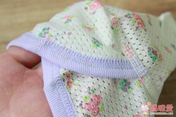 短袖無開襟洞洞包屁衣