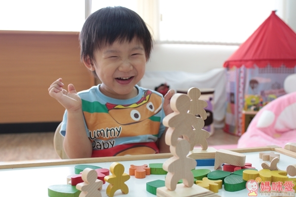 台灣品牌「PlayMe」，以「To create the value of Playing.」為理念