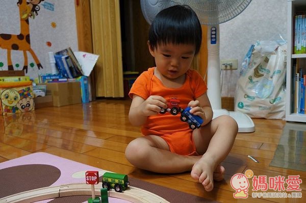 Mentari 橋墩建構火車組