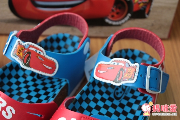 【​現貨】布布童鞋 ♪  真皮涼鞋 / 迪士尼涼鞋 / 電燈涼鞋 ✧ 不悶熱更耐穿