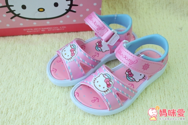 【​現貨】布布童鞋 ♪  真皮涼鞋 / 迪士尼涼鞋 / 電燈涼鞋 ✧ 不悶熱更耐穿