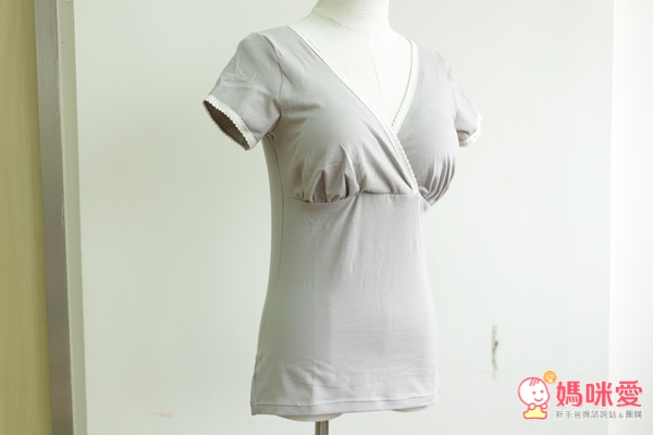 短袖交叉開襟哺乳衣-灰