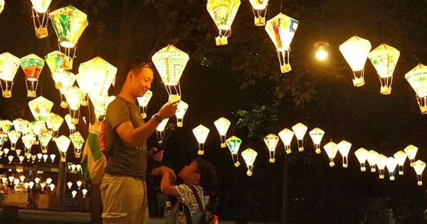 【台東】越夜越美,乘載夢想起飛的小聚落~鐵花村