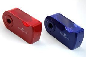 輝柏 FABER-CASTELL - 旋轉雙孔削鉛筆器-顏色隨機