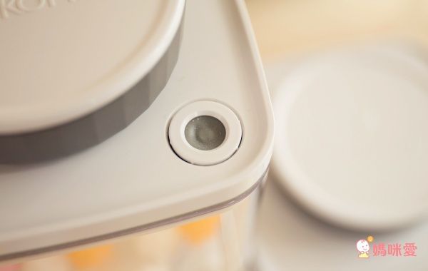 Ankomn - Turn-n-Seal真空保鮮盒-灰 (大)-1.2L