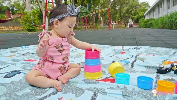 日本 Combi - 俏皮熊疊疊樂 (6個月以上)