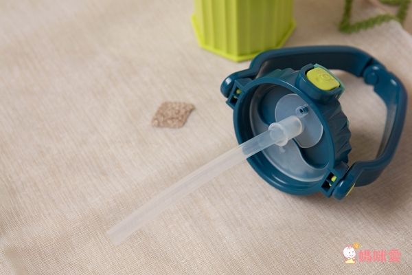 日本 Bétta - 馬戲團寶寶學習水杯-Lime Green/萊姆綠-200ml