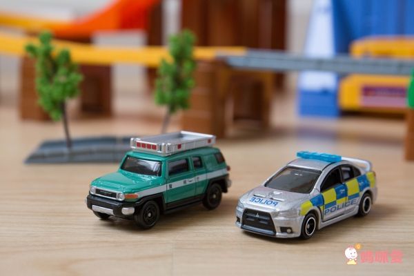 TOMICA - NO.031豐田 FJ 巡邏車(多美小汽車)