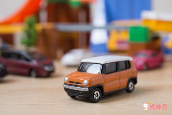 TOMICA - NO.75鈴木 HUSTLER(多美小汽車)