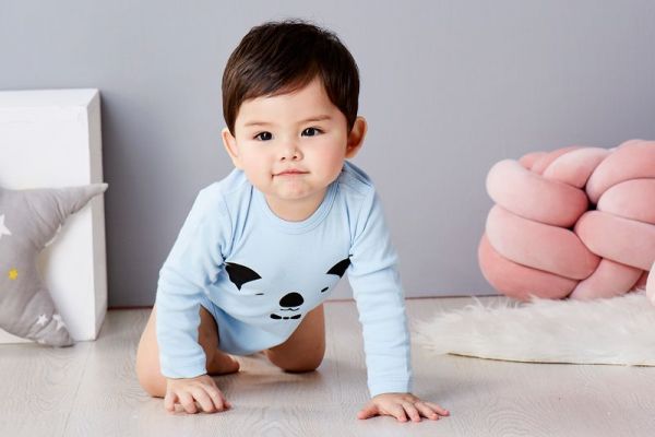 麗嬰房 Little moni - 純棉家居系列動物印圖包屁衣-亮天藍